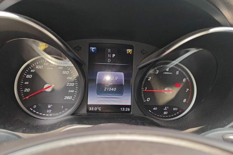 Used Mercedes-Benz GLC 2019 GLC 300 L 4MATIC Dynamic Model Instrument Cluster