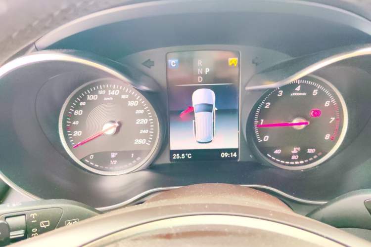 Used Mercedes-Benz GLC 2019 GLC 260 4MATIC Dynamic Edition Instrument Cluster