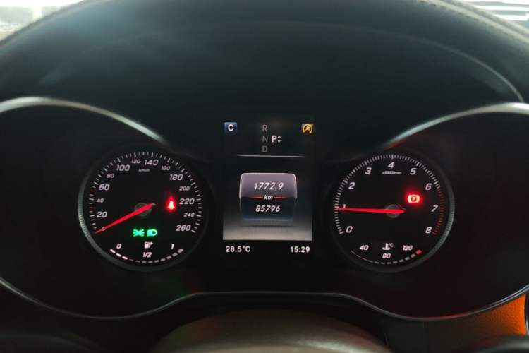 Used Mercedes-Benz GLC 2019 GLC 260 L 4MATIC Dynamic Model Instrument Cluster