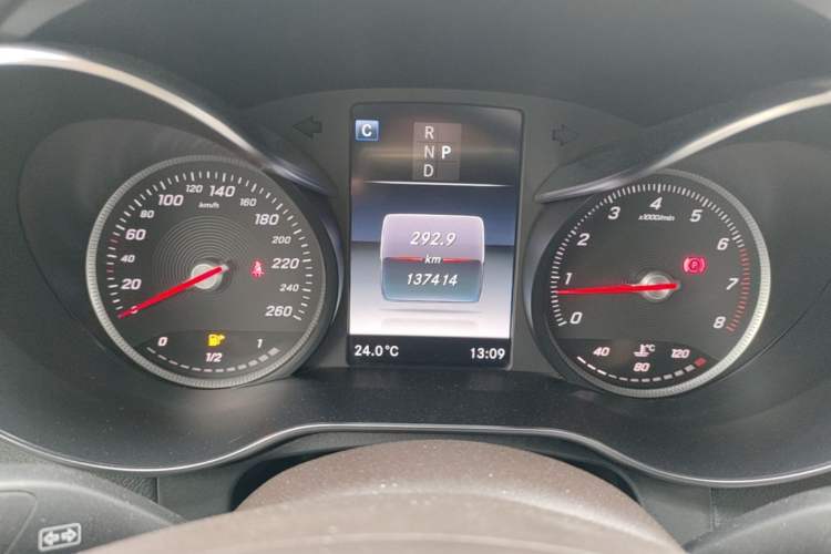 Used Mercedes-Benz GLC 2019 Facelift GLC 260 L 4MATIC Luxury Model Instrument Cluster