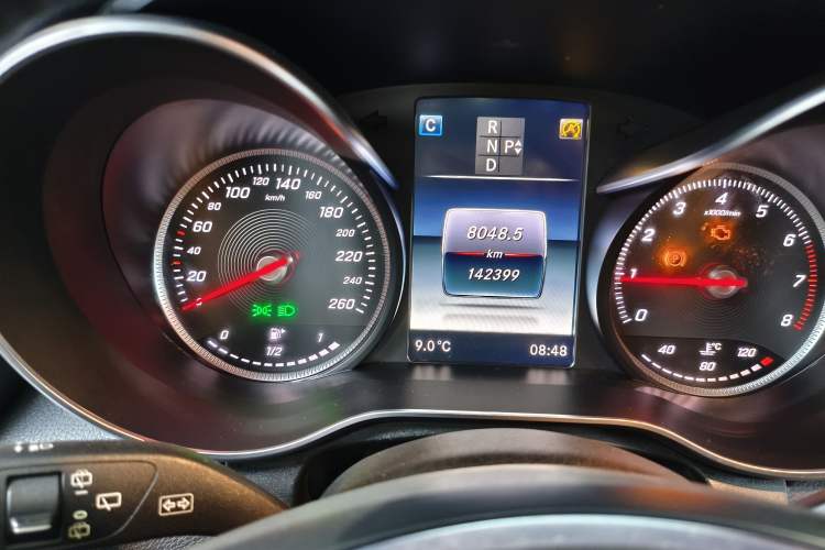 Used Mercedes-Benz GLC 2019 GLC 260 L 4MATIC Dynamic Model Instrument Cluster