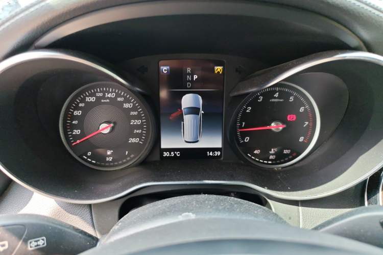 Used Mercedes-Benz GLC 2019 Facelift GLC 260 L 4MATIC Luxury Model Instrument Cluster