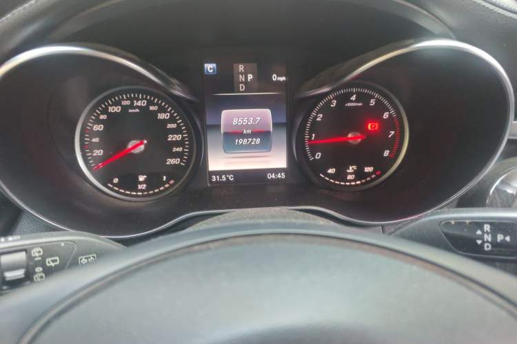 Used Mercedes-Benz GLC 2019 Facelift GLC 260 L 4MATIC Luxury Model Instrument Cluster