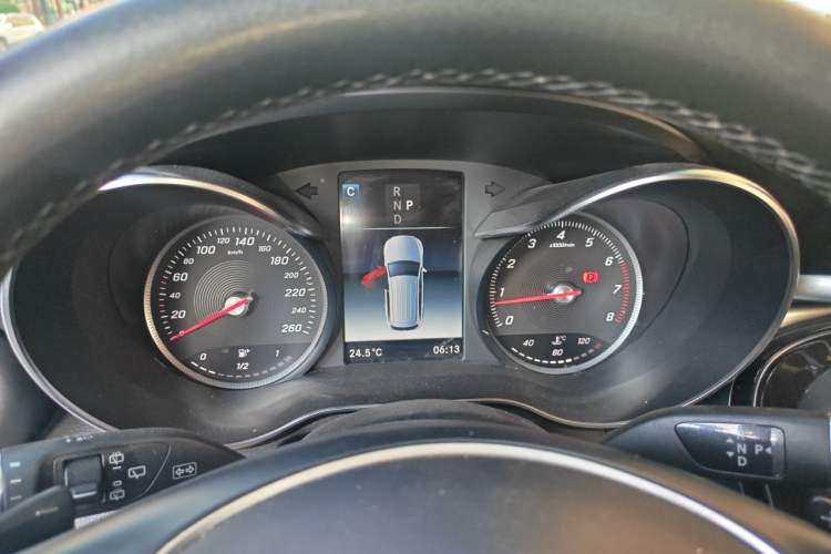 Used Mercedes-Benz GLC 2019 GLC 260 L 4MATIC Dynamic Model Instrument Cluster