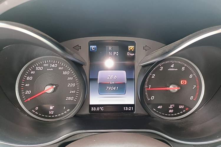Used Mercedes-Benz GLC 2019 Facelift GLC 260 L 4MATIC Luxury Model Instrument Cluster