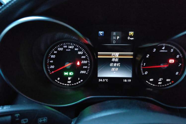 Used Mercedes-Benz GLC 2019 GLC 260 L 4MATIC Dynamic Model Instrument Cluster