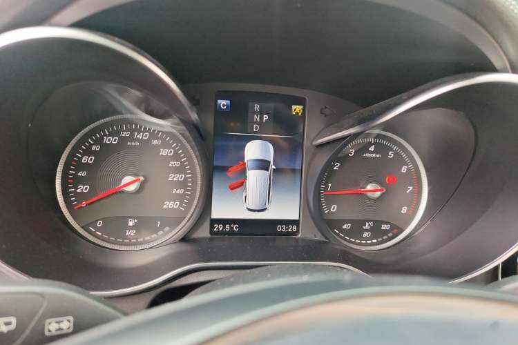 Used Mercedes-Benz GLC 2019 Facelift GLC 260 L 4MATIC Luxury Model Instrument Cluster