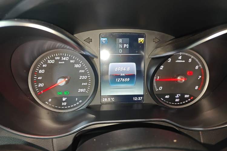 Used Mercedes-Benz GLC 2019 GLC 260 L 4MATIC Dynamic Model Instrument Cluster