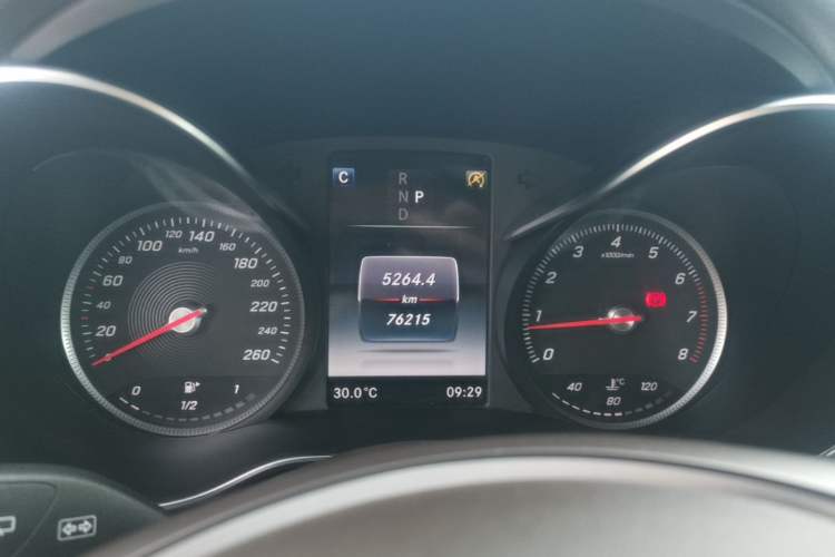 Used Mercedes-Benz GLC 2019 Facelift GLC 260 L 4MATIC Luxury Model Instrument Cluster