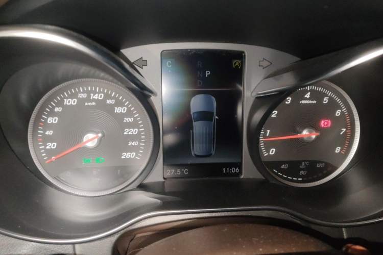 Used Mercedes-Benz GLC 2019 Facelift GLC 260 L 4MATIC Luxury Model Instrument Cluster