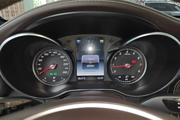 Used Mercedes-Benz GLC 2019 GLC 300 L 4MATIC Dynamic Model Instrument Cluster