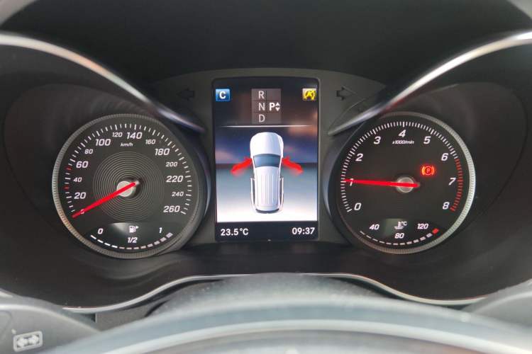 Used Mercedes-Benz GLC 2019 GLC 300 L 4MATIC Dynamic Model Instrument Cluster