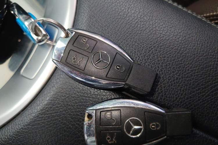 Used Mercedes-Benz GLC 2019 GLC 200 L 4MATIC Interior 1