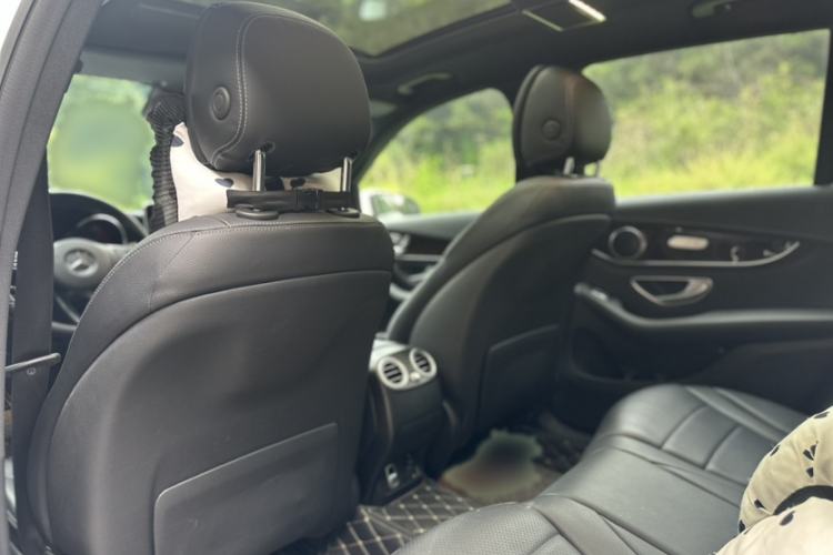 Used Mercedes-Benz GLC 2019 Facelift GLC 260 L 4MATIC Luxury Model Interior 1