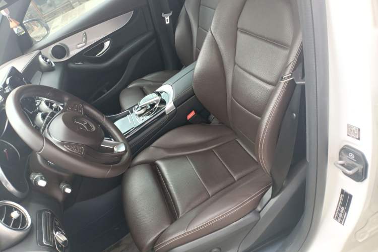Used Mercedes-Benz GLC 2019 GLC 200 L 4MATIC Interior 1