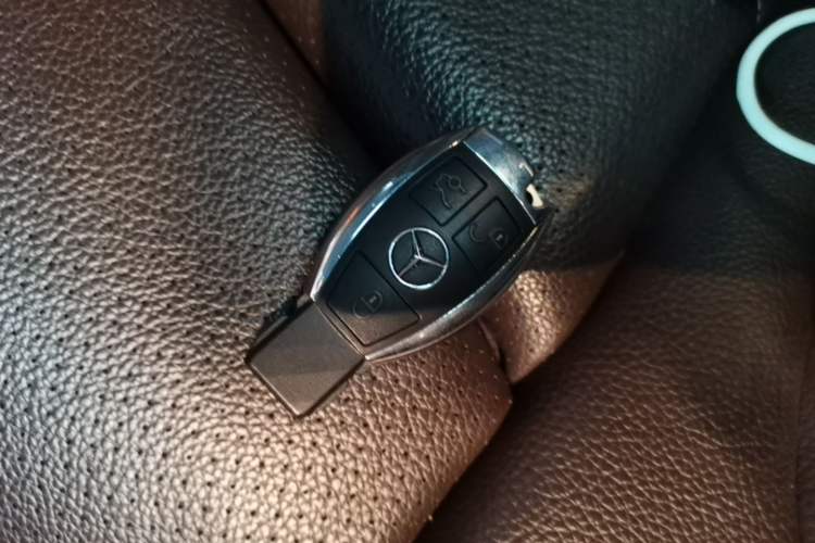 Used Mercedes-Benz GLC 2019 GLC 200 L 4MATIC Interior 1