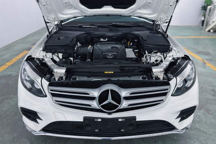 Used Mercedes-Benz GLC 2019 GLC 300 L 4MATIC Dynamic Model Interior 3