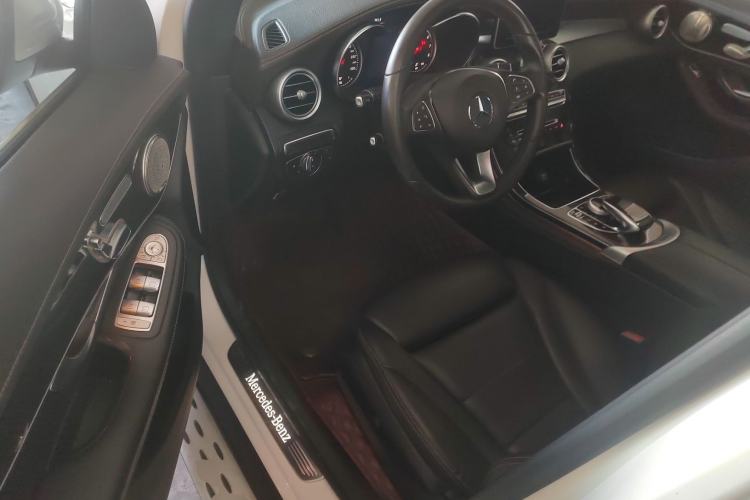 Used Mercedes-Benz GLC 2019 GLC 260 L 4MATIC Dynamic Model Interior 3