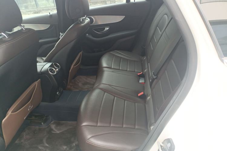 Used Mercedes-Benz GLC 2019 GLC 200 L 4MATIC Interior 3