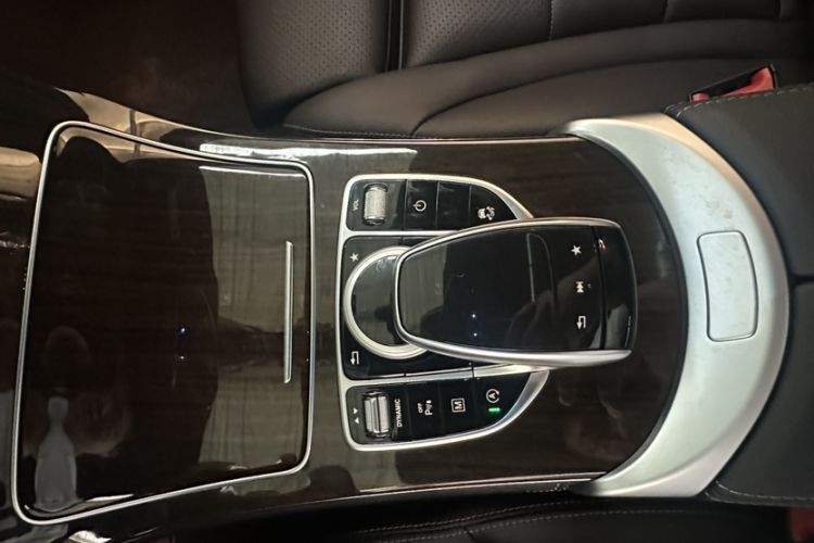 Used Mercedes-Benz GLC 2019 GLC 260 L 4MATIC Dynamic Model Interior 4