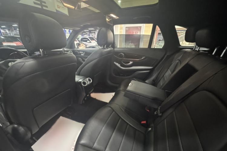 Used Mercedes-Benz GLC 2019 GLC 260 L 4MATIC Dynamic Model Interior 5