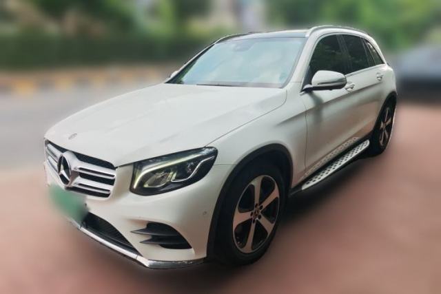 Używany Mercedes-Benz GLC 2019 Facelift GLC 260 L 4MATIC Luxury Model