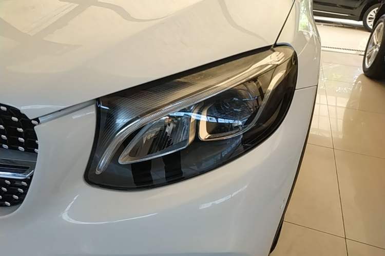 Used Mercedes-Benz GLC 2019 Facelift GLC 260 L 4MATIC Luxury Model Left Front Headlight