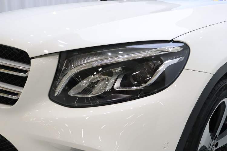 Used Mercedes-Benz GLC 2019 Facelift GLC 260 L 4MATIC Luxury Model Left Front Headlight