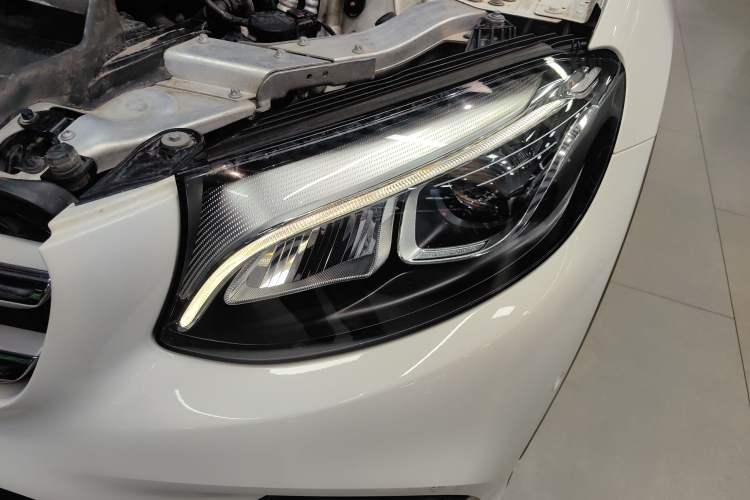 Used Mercedes-Benz GLC 2019 Facelift GLC 260 L 4MATIC Luxury Model Left Front Headlight