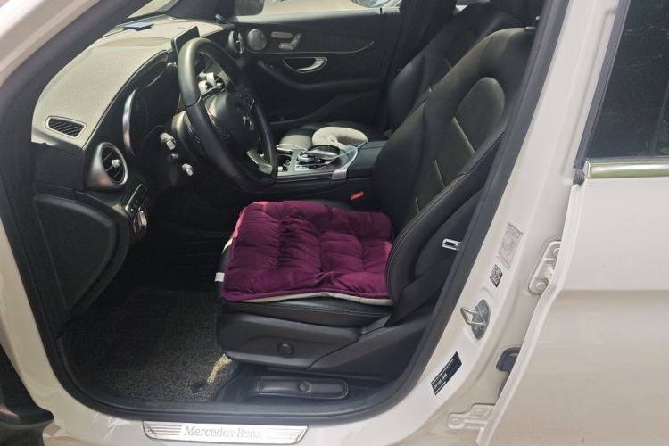 Used Mercedes-Benz GLC 2019 GLC 300 L 4MATIC Dynamic Model Left Front Seat