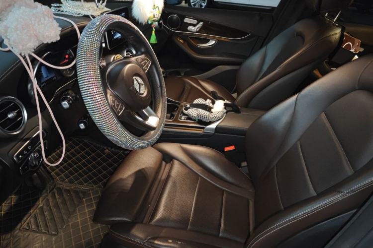 Used Mercedes-Benz GLC 2019 Facelift GLC 260 L 4MATIC Luxury Model Left Front Seat