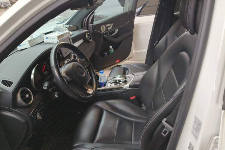 Used Mercedes-Benz GLC 2019 GLC 300 L 4MATIC Dynamic Model Left Front Seat