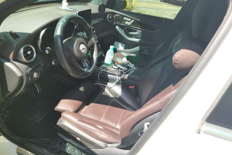 Used Mercedes-Benz GLC 2019 GLC 260 L 4MATIC Dynamic Model Left Front Seat