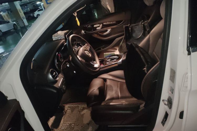 Used Mercedes-Benz GLC 2019 GLC 260 L 4MATIC Dynamic Model Left Front Seat