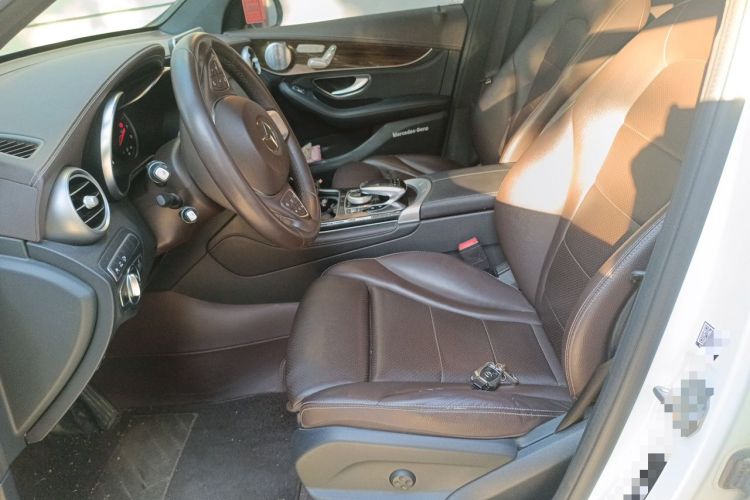 Used Mercedes-Benz GLC 2019 GLC 260 4MATIC Luxury Model Left Front Seat