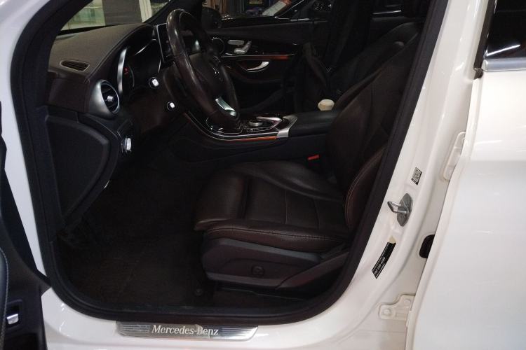 Used Mercedes-Benz GLC 2019 GLC 260 L 4MATIC Dynamic Model Left Front Seat
