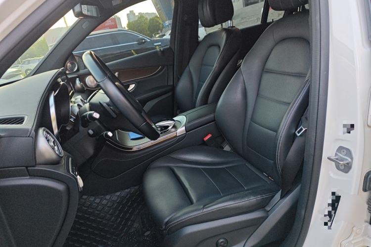 Used Mercedes-Benz GLC 2019 GLC 300 L 4MATIC Dynamic Model Left Front Seat