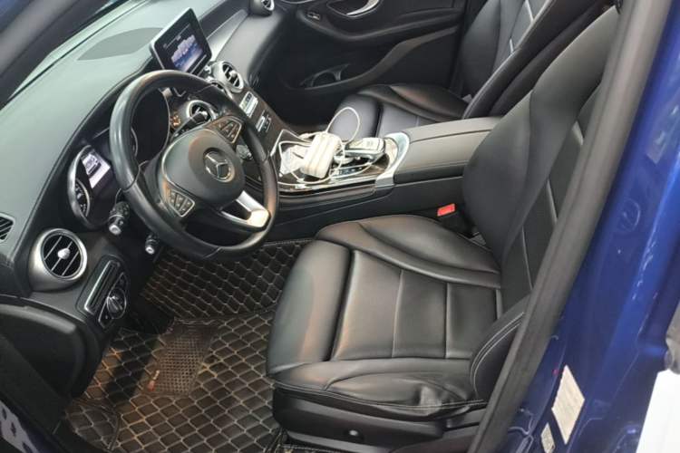 Used Mercedes-Benz GLC 2019 GLC 260 L 4MATIC Dynamic Model Left Front Seat
