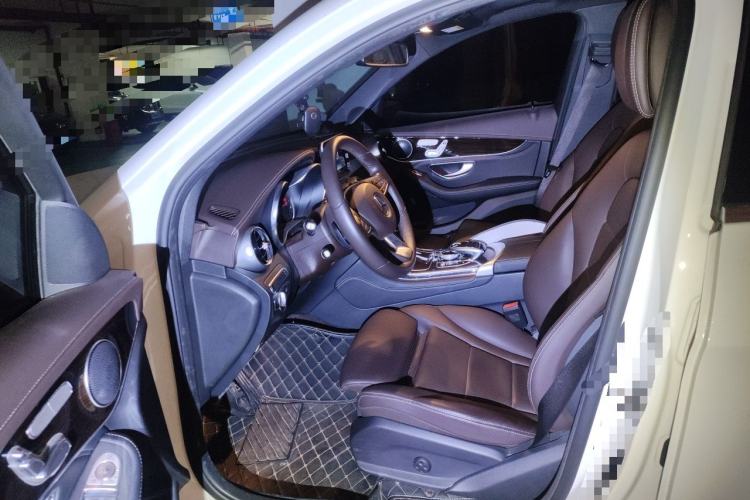 Used Mercedes-Benz GLC 2019 GLC 260 L 4MATIC Dynamic Model Left Front Seat