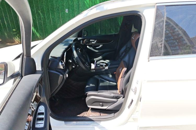 Used Mercedes-Benz GLC 2019 GLC 260 L 4MATIC Luxury Model Left Front Seat