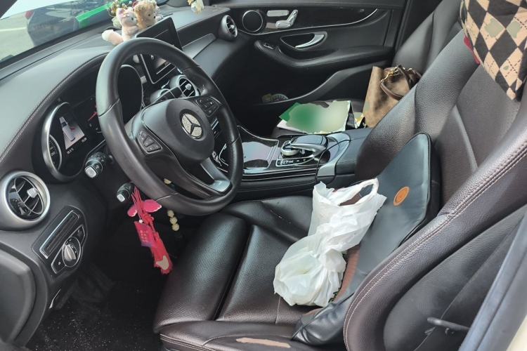 Used Mercedes-Benz GLC 2019 GLC 260 4MATIC Dynamic Edition Left Front Seat