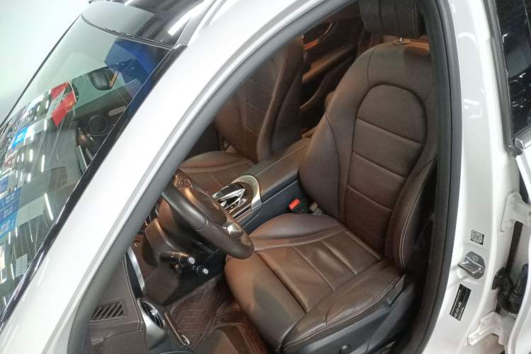 Used Mercedes-Benz GLC 2019 Facelift GLC 260 L 4MATIC Luxury Model Left Front Seat