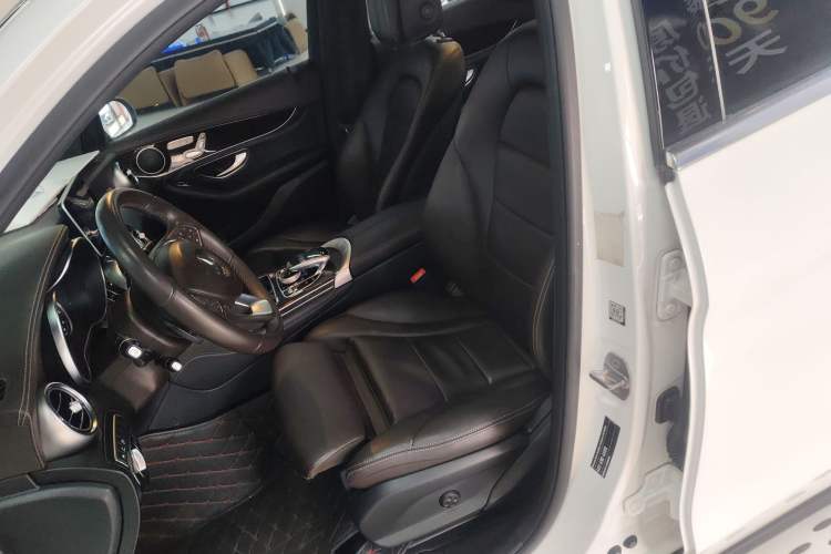 Used Mercedes-Benz GLC 2019 Facelift GLC 260 L 4MATIC Luxury Model Left Front Seat