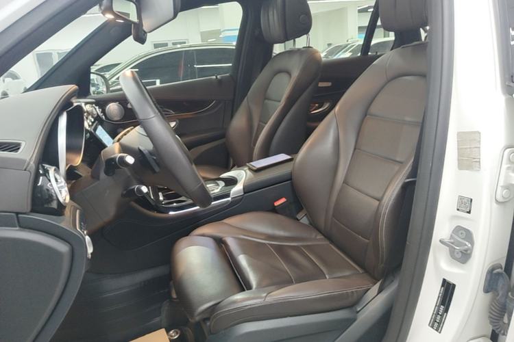 Used Mercedes-Benz GLC 2019 GLC 260 L 4MATIC Luxury Model Left Front Seat