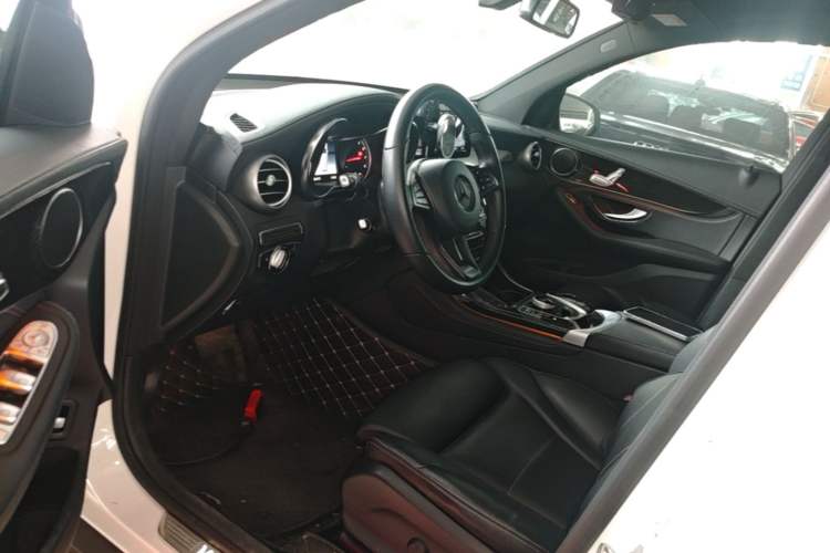 Used Mercedes-Benz GLC 2019 GLC 200 L 4MATIC Left Front Seat