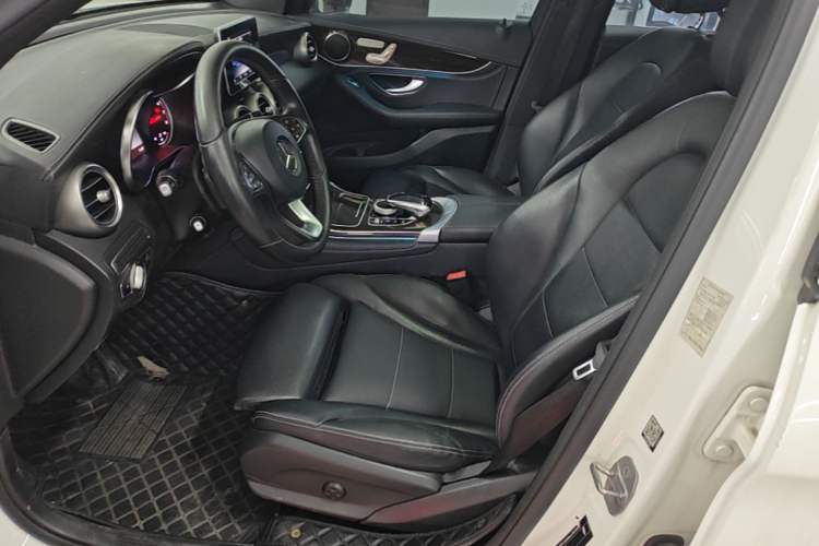 Used Mercedes-Benz GLC 2019 GLC 260 L 4MATIC Dynamic Model Left Front Seat