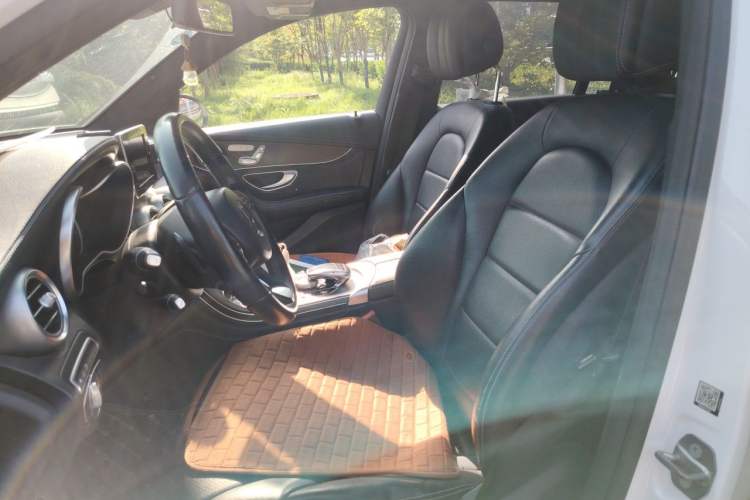 Used Mercedes-Benz GLC 2019 GLC 300 L 4MATIC Dynamic Model Left Front Seat