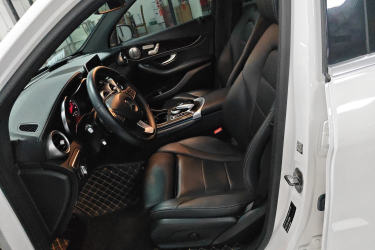 Used Mercedes-Benz GLC 2019 GLC 260 L 4MATIC Dynamic Model Left Front Seat