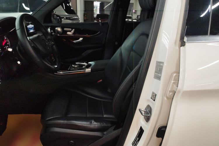 Used Mercedes-Benz GLC 2019 Facelift GLC 260 L 4MATIC Luxury Model Left Front Seat