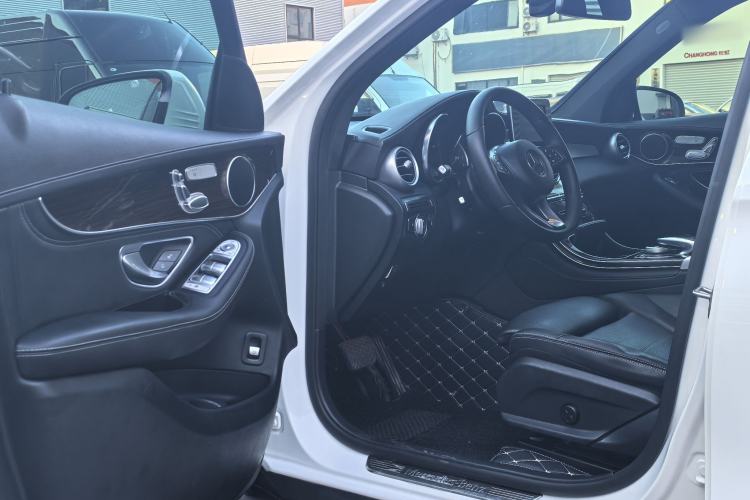 Used Mercedes-Benz GLC 2019 GLC 260 L 4MATIC Dynamic Model Left Front Seat